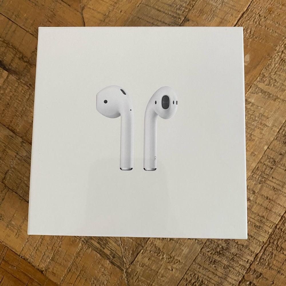 Apple iPods 2nd Gen unopened